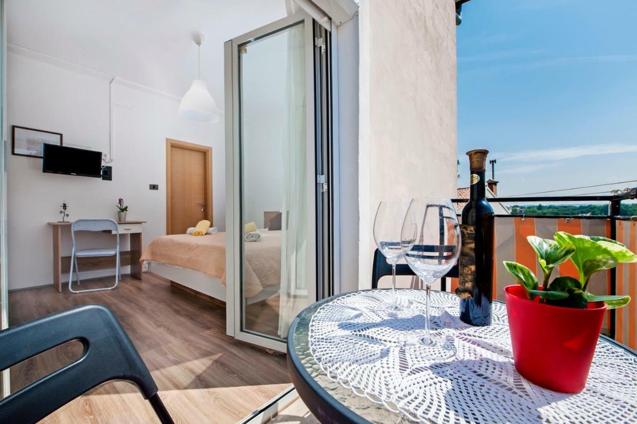 Rooms Mariana Ровинь Экстерьер фото